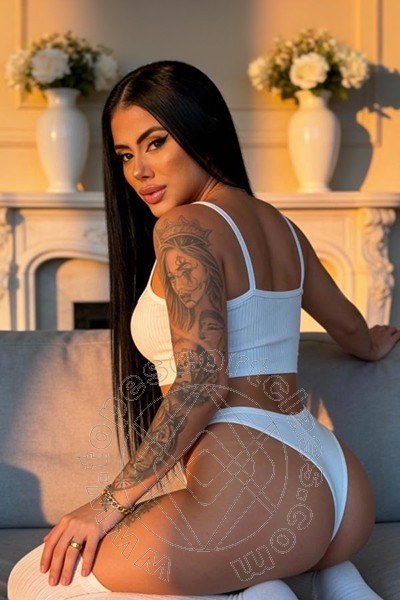 Sophia Alencar  BOLZANO 3928625037
